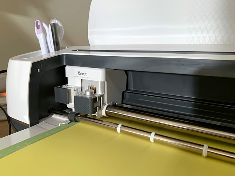 découpe papier cricut maker