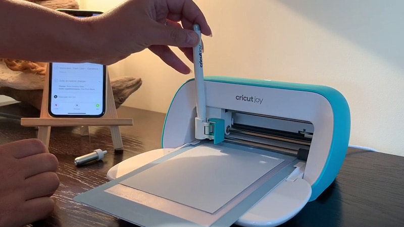 cricut joy fabriquer carte stylo écrire dessiner