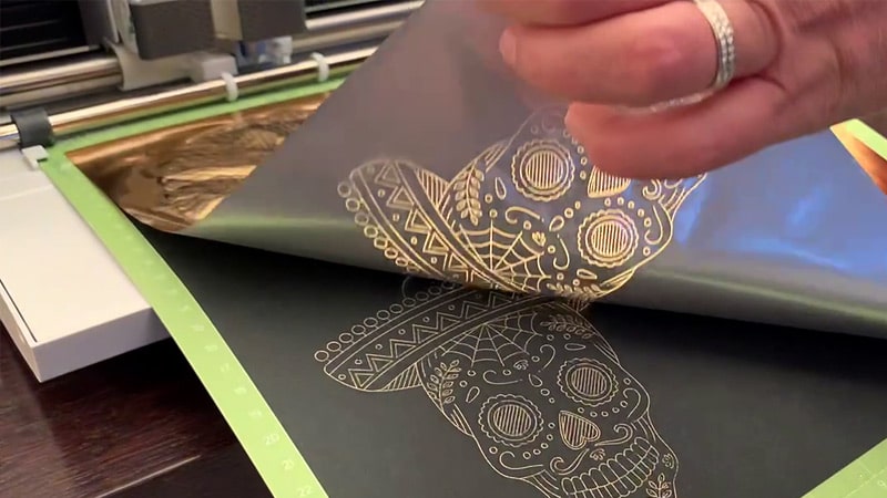 tuto transfert foil cricut retirer feuille dorée