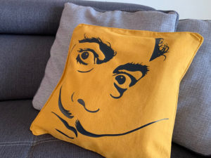 coussin salvador dali personnalisation flex thermocollant htv diy